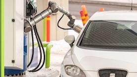 תדלוק רובוטי, צילום: Autofuel